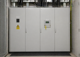 Energiebelasting recreatiepark met zonnepanelen